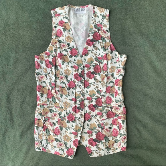 Vintage Vest/Shorts Set (Rampage) - Picture 3 of 14